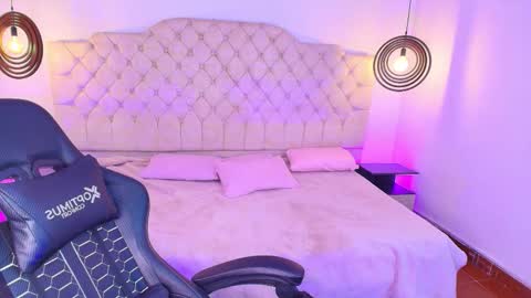 Sweet 1Angel online show from February 4, 1:44 am