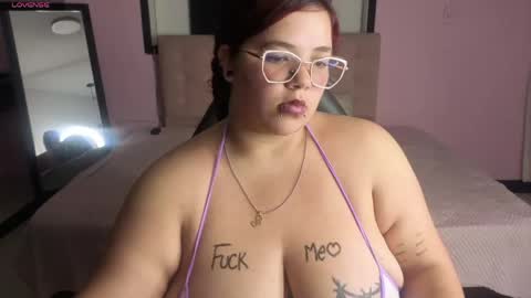 Snapshot of sweet__cat__ chatting on May 6, 2:19 am sweet__cat__ online show from May 6, 2:19 am