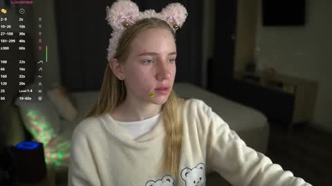 Michelle online show from November 7, 12:10 am