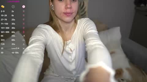 Michelle online show from December 13, 10:04 pm