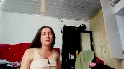 sweet__suck69bitch online show from September 24, 8:12 pm