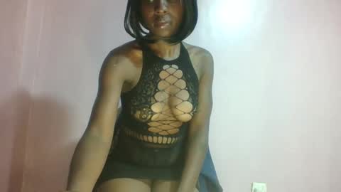 Snapshot of sweet_aaliya chatting on May 2, 5:51 pm Aaliya online show from May 2, 5:51 pm