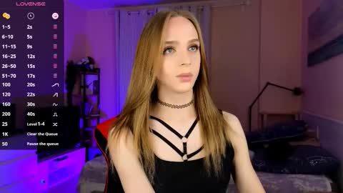 Snapshot of sweet_ali3s chatting on September 18, 3:58 pm Call me Alis online show from September 18, 3:58 pm