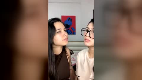 Snapshot of sweet_and_rous chatting on July 8, 1:43 am sweet_and_rous online show from July 8, 1:43 am