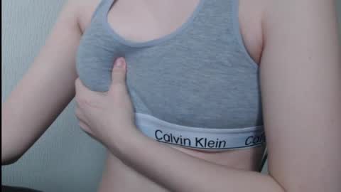 Kate and Erica online show from February 5, 11:02 am