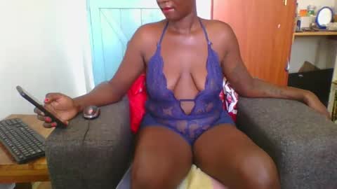 bella online show from February 26, 2:14 pm