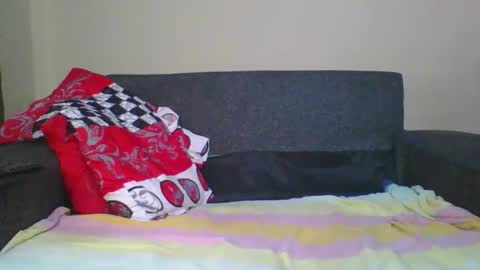 bella online show from October 18, 9:43 am