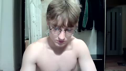 Snapshot of sweet_boy06 chatting on June 27, 9:53 pm Sweet boy06 online show from June 27, 9:53 pm