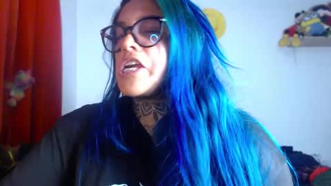 Bubbles online show from December 15, 2:16 am