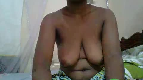 sweet_calico online show from March 12, 6:40 am