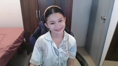 sweet_cassyxx online show from February 1, 12:42 am