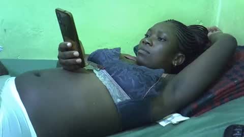sweet_cherie1 online show from May 30, 4:59 pm