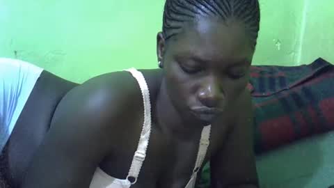 sweet_cherie1 online show from June 1, 7:26 pm