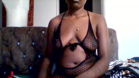 Snapshot of sweet_cherry007 chatting on July 7, 3:31 am sweet_cherry007 online show from July 7, 3:31 am