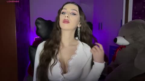 Sweet Cherry online show from February 5, 9:30 pm