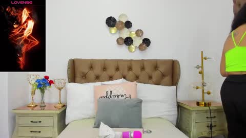 Snapshot of sweet_dannix chatting on July 18, 8:01 pm sweet dannix online show from July 18, 8:01 pm