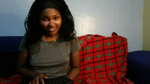 Snapshot of sweet_dollo chatting on September 28, 6:24 pm sweet_dollo online show from September 28, 6:24 pm
