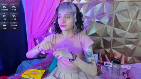  emmili  online show from March 3, 12:16 pm