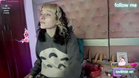  emmili  online show from March 19, 12:09 pm