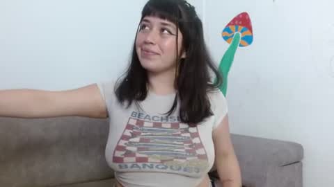 sweet_ferr online show from July 13, 8:33 pm