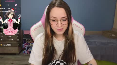 Alice online show from December 18, 3:15 am