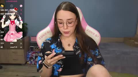 Alice online show from December 19, 2:56 am