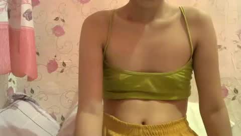 Snapshot of sweet_gamella chatting on January 13, 12:56 pm Gael online show from January 13, 12:56 pm