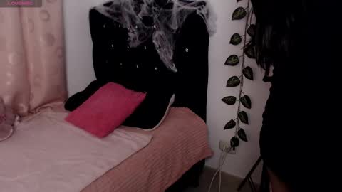 Hannah online show from October 23, 8:57 am