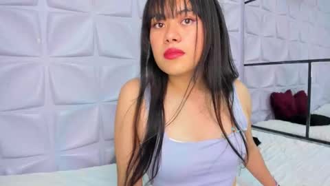 Lyn  online show from November 28, 7:38 pm