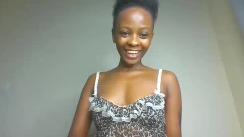 Snapshot of sweet_jovial chatting on May 24, 6:57 pm sweet_jovial online show from May 24, 6:57 pm