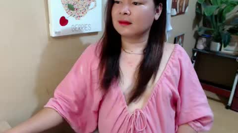 Snapshot of sweet_kendallxxxx chatting on April 17, 11:02 am Nicahhh online show from April 17, 11:02 am