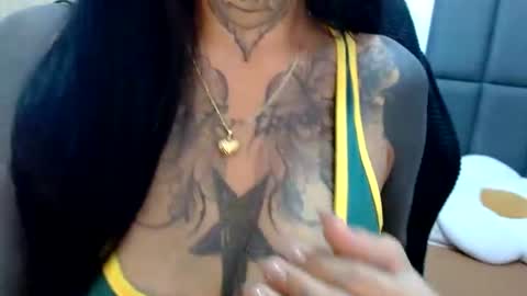 Snapshot of sweet_kittykatya chatting on July 6, 5:26 pm sweet_kittykatya online show from July 6, 5:26 pm