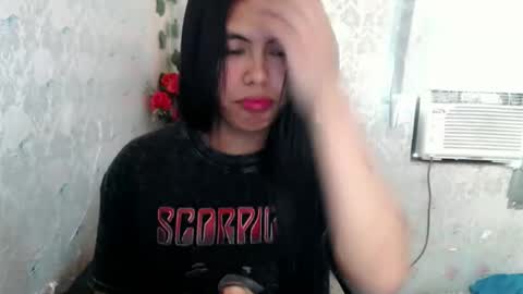 sweet_kyline69 online show from December 19, 2:51 am