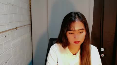 Snapshot of sweet_laika chatting on December 15, 8:58 pm LAIKA online show from December 15, 8:58 pm