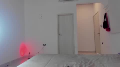 Hi Im Lia Your dreams came true  online show from September 13, 10:42 pm