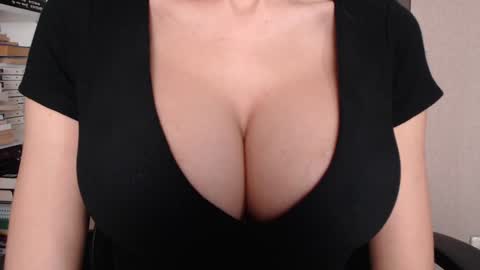 Jen online show from November 14, 5:28 am