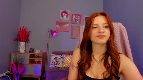 Snapshot of sweet_lottie chatting on June 4, 10:32 am sweet_lottie online show from June 4, 10:32 am