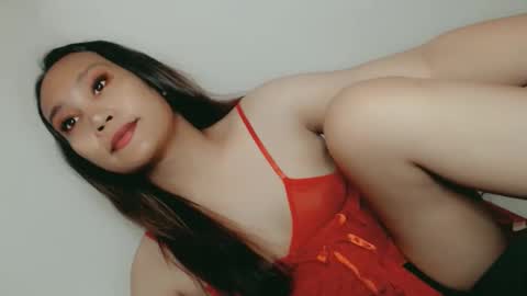 SWEET LOVE online show from May 13, 3:04 am