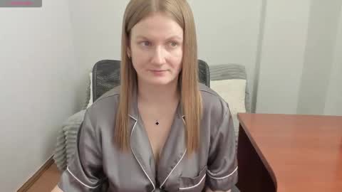 Mila online show from March 17, 6:22 pm