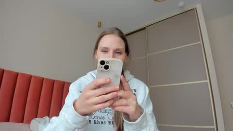 Sofi online show from March 11, 6:43 am