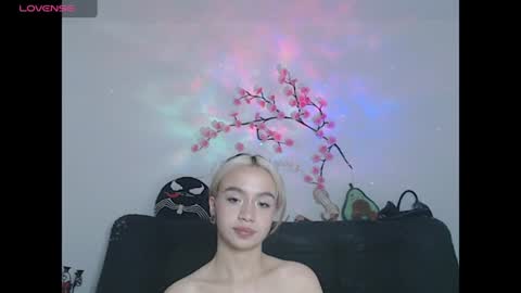 sweet molly420 online show from June 18, 10:25 pm