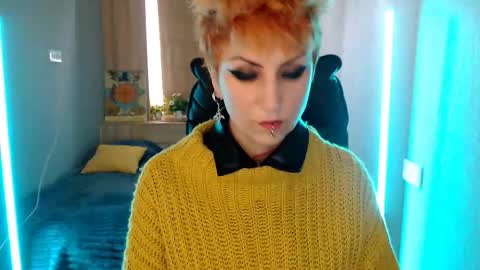 sweet_n_strong online show from March 22, 6:17 am