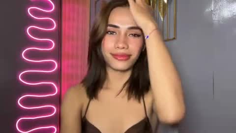 sweet_nikki03 online show from April 24, 10:18 am