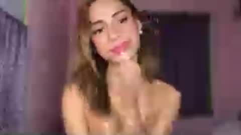 Snapshot of sweet_nikki03 chatting on June 21, 10:51 am sweet_nikki03 online show from June 21, 10:51 am
