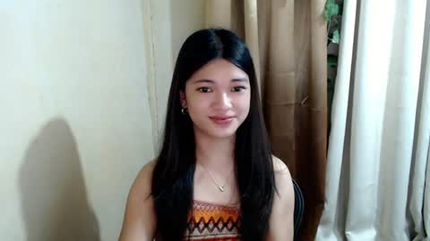 sweet_nylia online show from July 21, 12:02 am