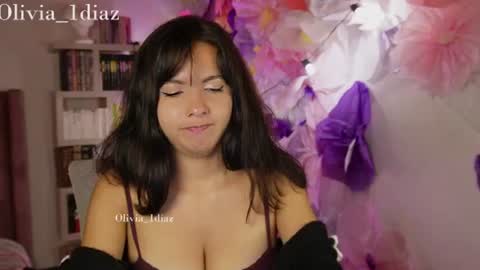Snapshot of sweet_olivia1 chatting on June 17, 2:03 am Olivia Diaz OnlyFans olivia diaz online show from June 17, 2:03 am