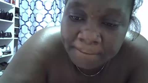 sweet_passion89 online show from December 18, 3:29 pm