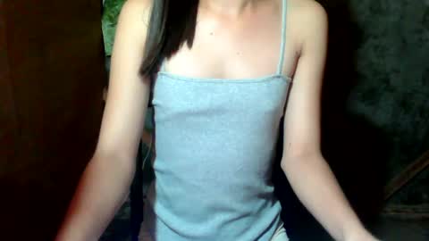 Snapshot of sweet_polly222 chatting on July 3, 1:50 pm POLLY online show from July 3, 1:50 pm