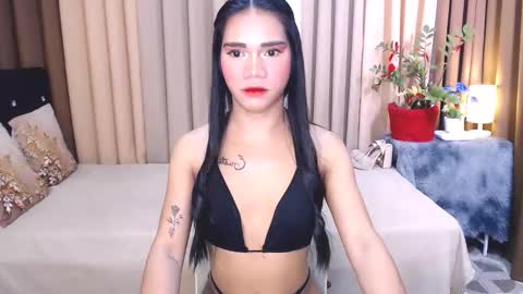 sweet_sabrina12 online show from January 11, 3:55 am