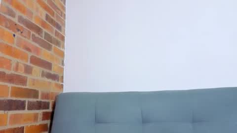 sweet_sophie_7 online show from November 15, 3:26 am